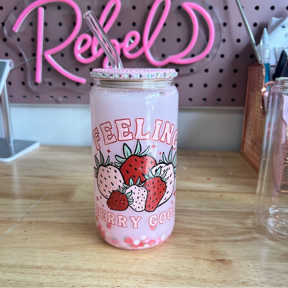 Feeling Berry Good Strawberry Snow Globe Glass with Rhinestone Lid and Straw - Picture 3 of 4